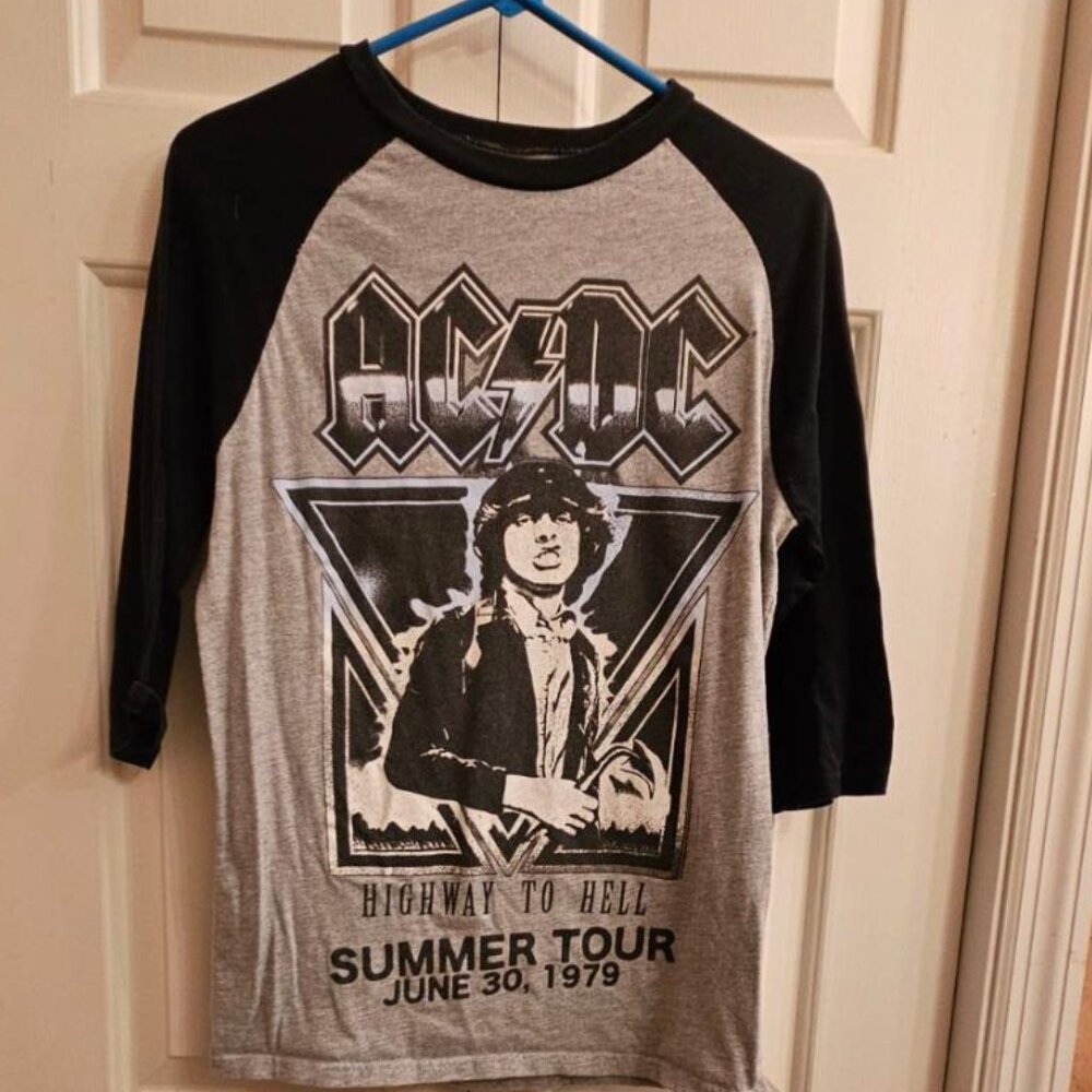 AC/DC tee shirt